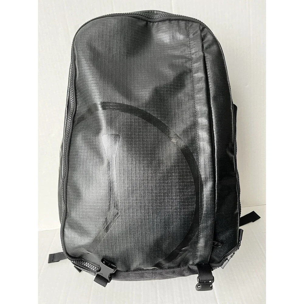 The Golfers Journal Broken Tee Society 31L Backpack Travel Bag Member Pack Black